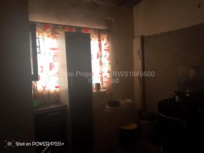 5 Bedroom House for Sale in Kuwadzana, Harare