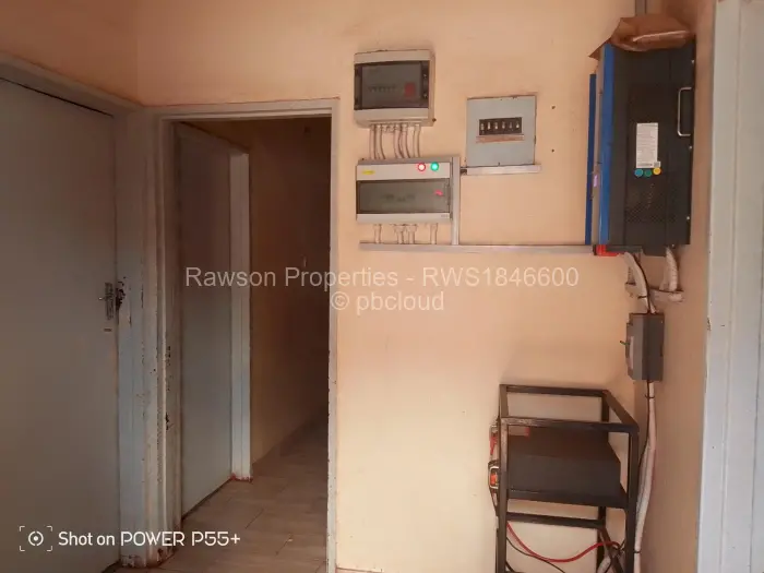 5 Bedroom House for Sale in Kuwadzana, Harare