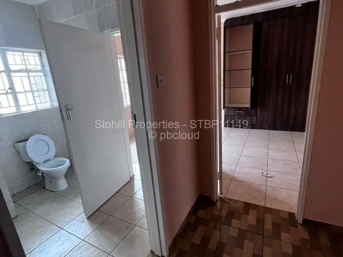 3 Bedroom House to Rent in Bluff Hill, Harare