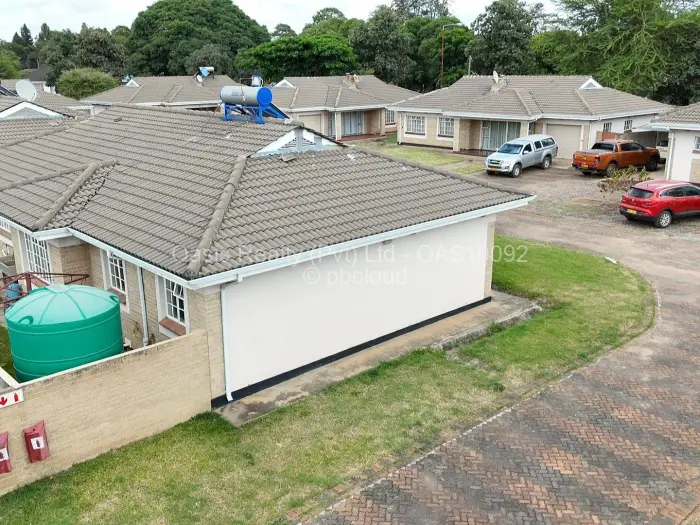 Townhouse/Cluster for Sale in Waterfalls, Harare