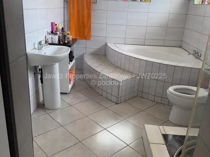 5 Bedroom House for Sale in Belvedere, Harare