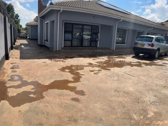 5 Bedroom House for Sale in Belvedere, Harare