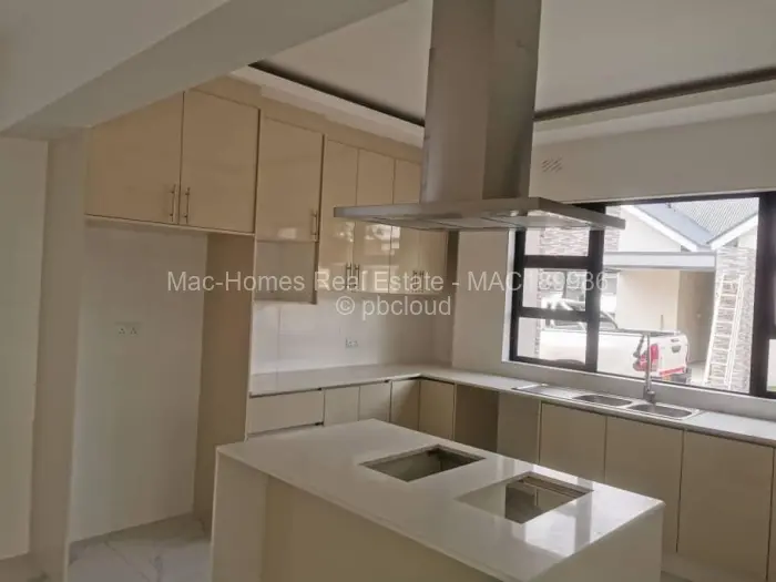 Townhouse/Cluster for Sale in Borrowdale West, Harare