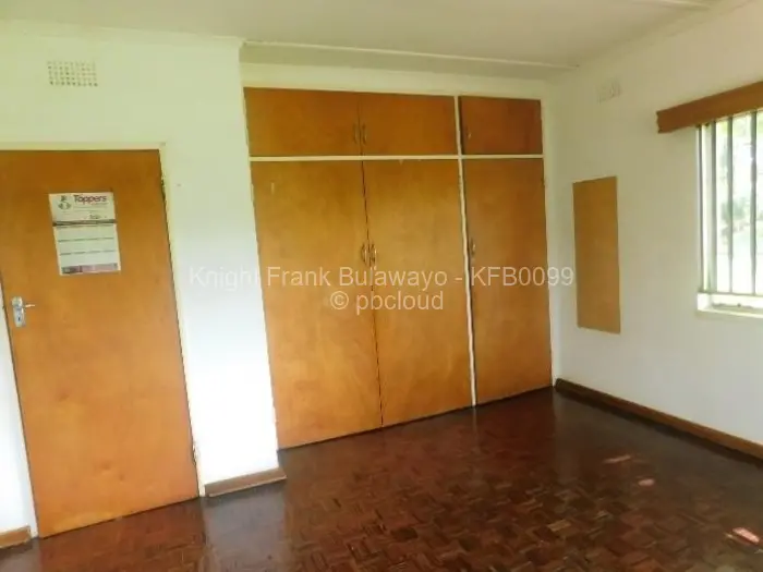 3 Bedroom House to Rent in Montrose Byo, Bulawayo