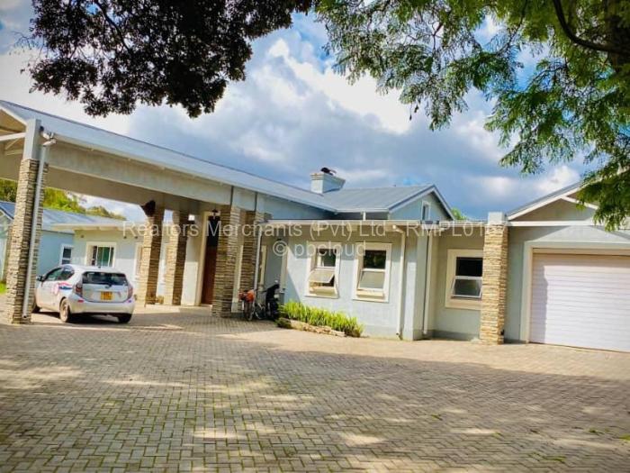 5 Bedroom House to Rent in Arlington, Harare