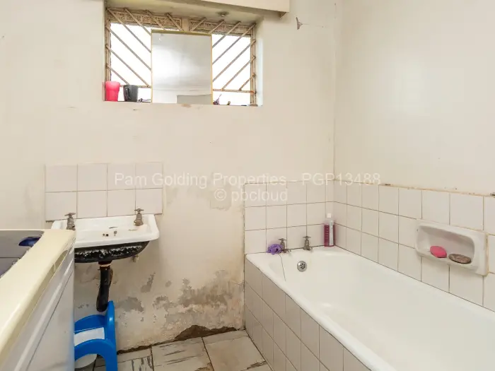 3 Bedroom House for Sale in Msasa Park, Harare