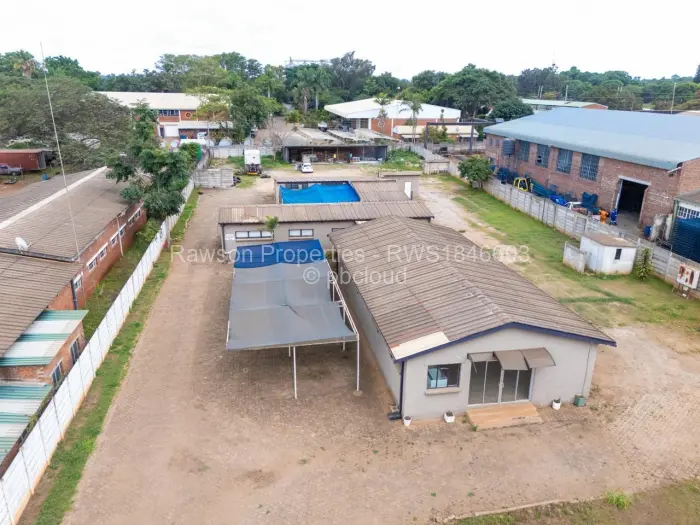 Warehouse/Industrial for Sale in Bluff Hill, Harare