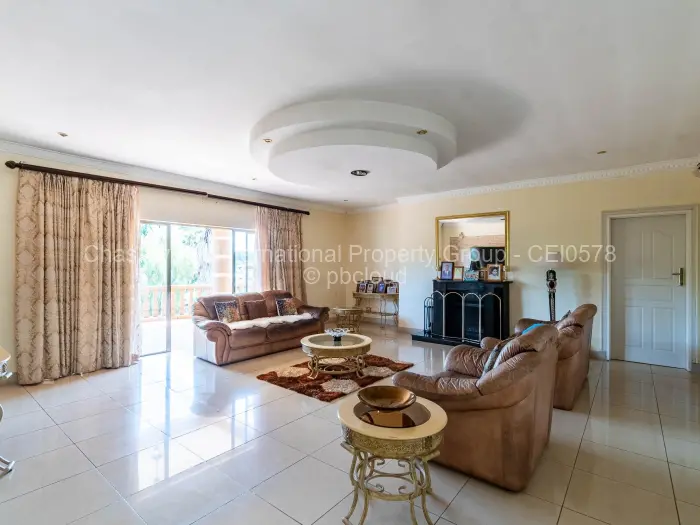 6 Bedroom House to Rent in Borrowdale, Harare