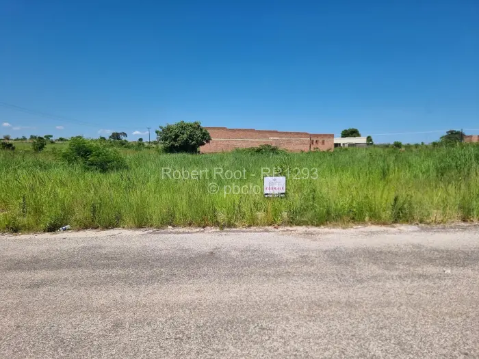 Commercial Stand for Sale in Chinhoyi, Chinhoyi