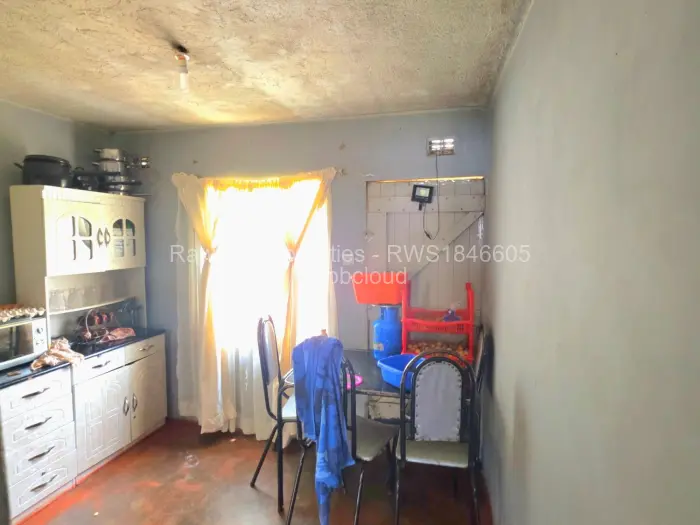 2 Bedroom House for Sale in Kuwadzana, Harare