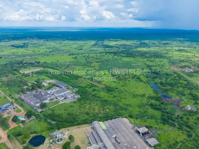 Industrial Stand for Sale in Kadoma, Kadoma