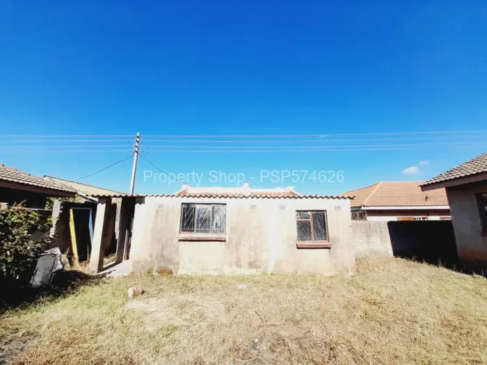 Residential Stand for Sale in Damofalls, Damofalls