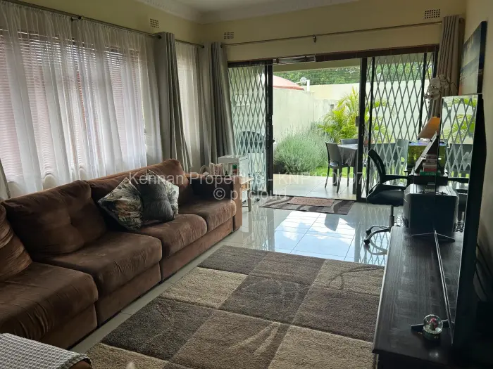 Townhouse/Cluster to Rent in Highlands, Harare