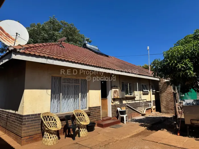 3 Bedroom House for Sale in Queens Park East, Bulawayo