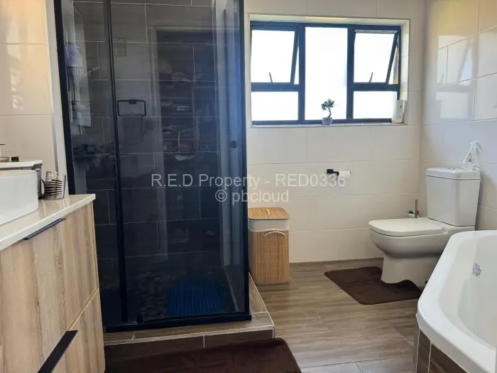 3 Bedroom House for Sale in Queens Park East, Bulawayo