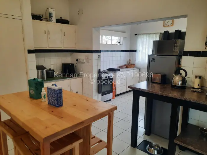 3 Bedroom House for Sale in Alexandra Park, Harare