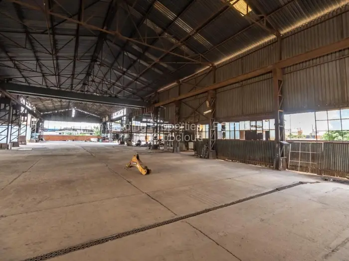Warehouse/Industrial for Sale in Ardbennie, Harare