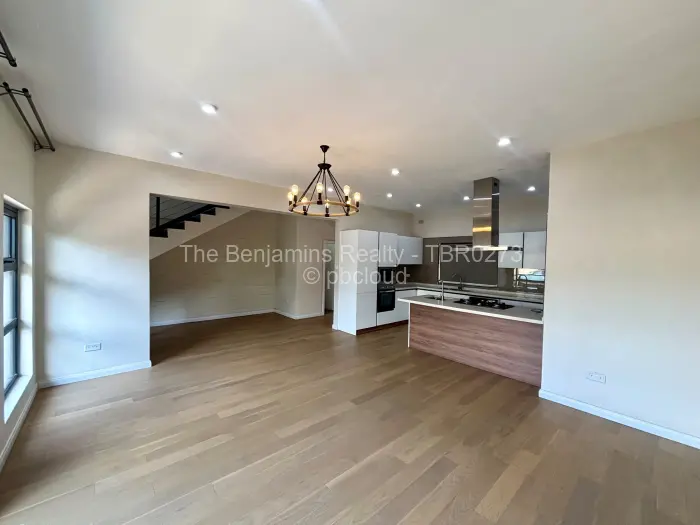 Townhouse/Cluster to Rent in Avondale, Harare