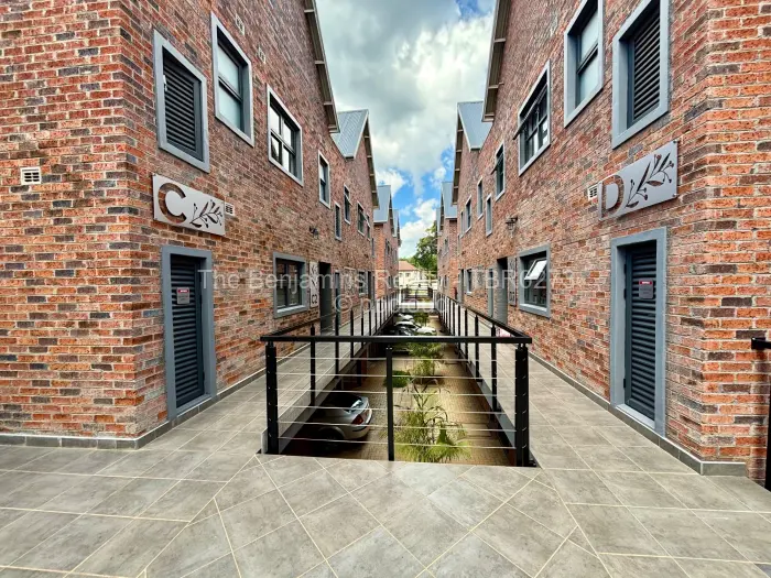 Townhouse/Cluster to Rent in Avondale, Harare