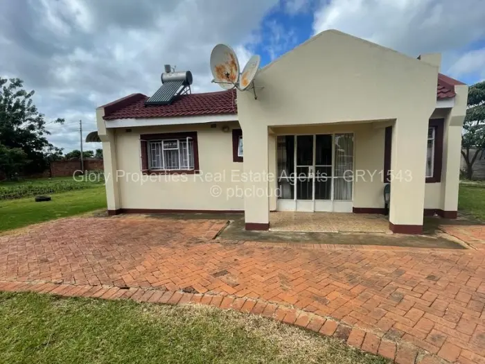 2 Bedroom Cottage/Garden Flat to Rent in Mount Pleasant Heights, Harare