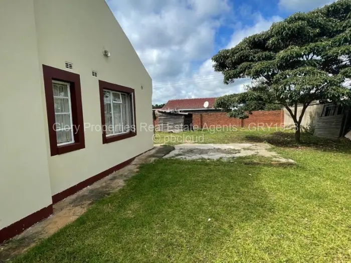 2 Bedroom Cottage/Garden Flat to Rent in Mount Pleasant Heights, Harare