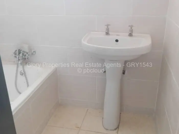 2 Bedroom Cottage/Garden Flat to Rent in Mount Pleasant Heights, Harare