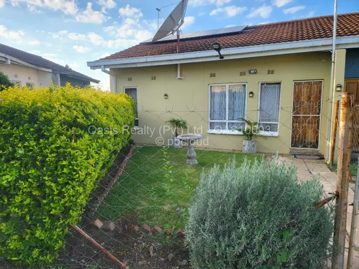 Flat/Apartment to Rent in Greencroft, Harare