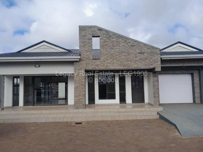 Townhouse/Cluster to Rent in Westgate, Harare