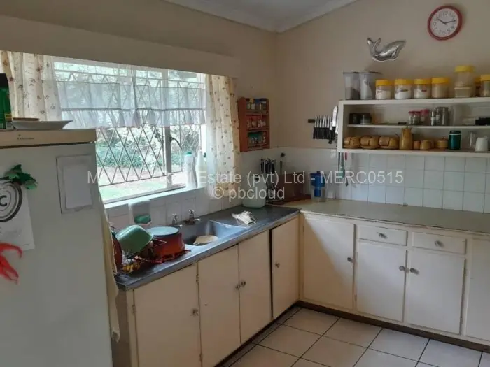 5 Bedroom House for Sale in Highlands, Harare