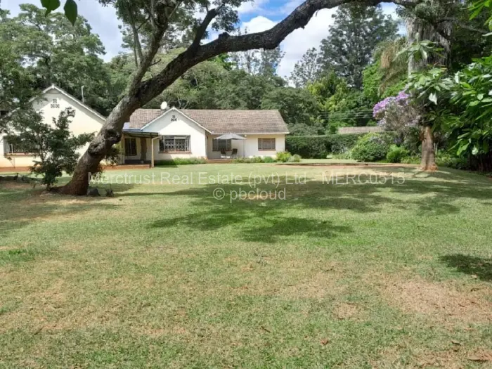 5 Bedroom House for Sale in Highlands, Harare