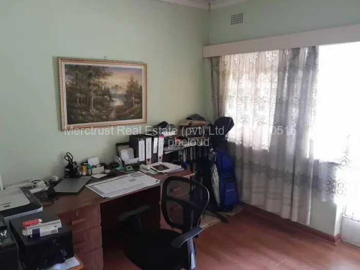 5 Bedroom House for Sale in Highlands, Harare