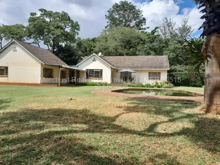 5 Bedroom House for Sale in Highlands, Harare