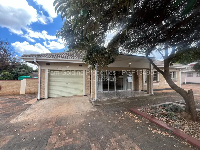 Townhouse/Cluster to Rent in Highlands, Harare