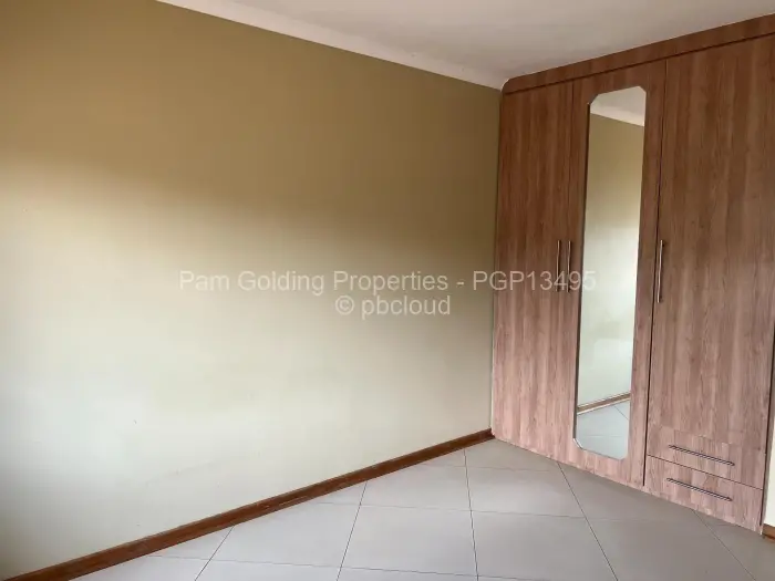 Townhouse/Cluster to Rent in Highlands, Harare