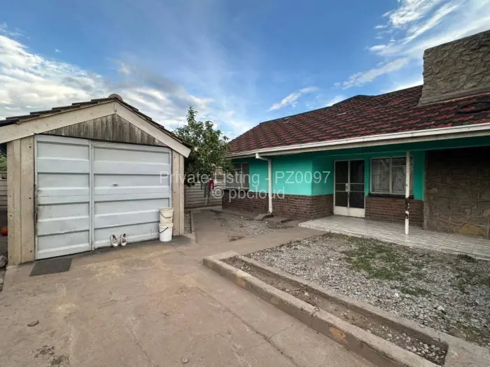 House for Sale in Highfield, Harare