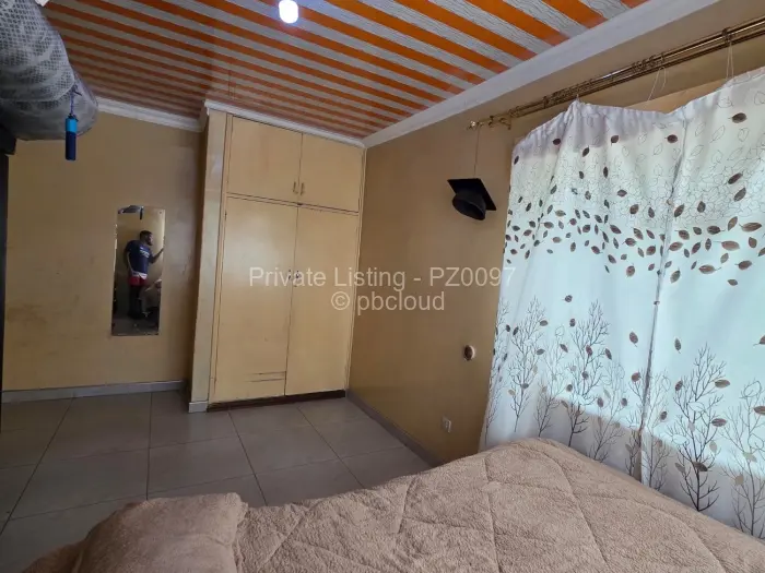 House for Sale in Highfield, Harare