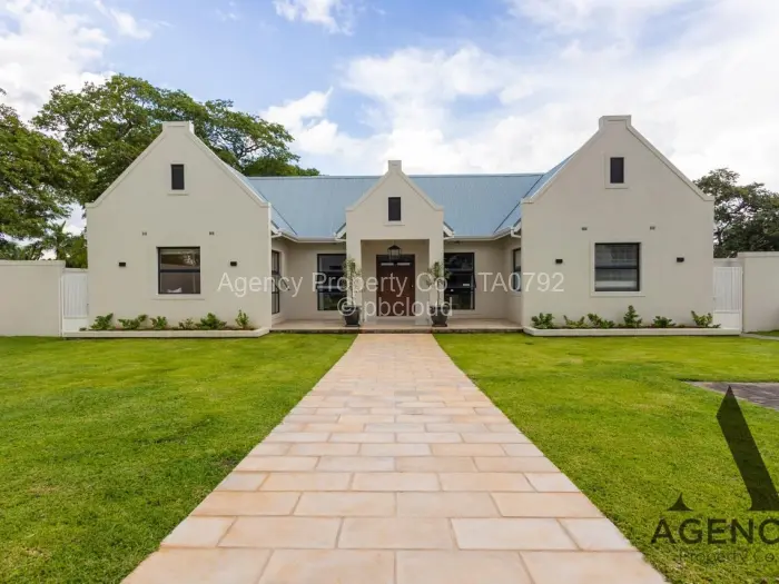 Townhouse/Cluster to Rent in Chisipite, Harare