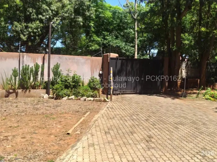 4 Bedroom House for Sale in Suburbs, Bulawayo