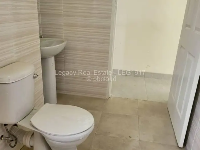 Flat/Apartment for Sale in Ashdown Park, Harare