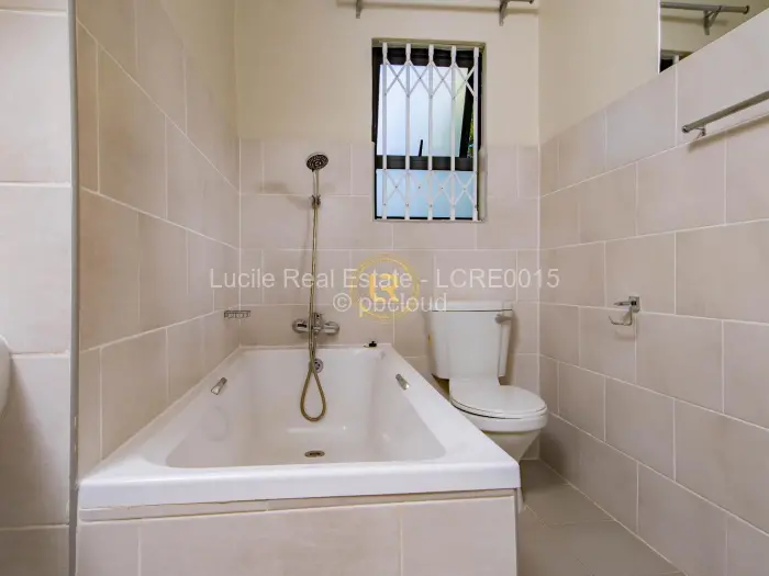 Flat/Apartment to Rent in Greendale, Harare