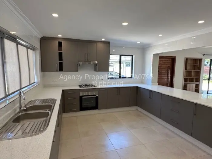 Townhouse/Cluster to Rent in Mount Pleasant, Harare