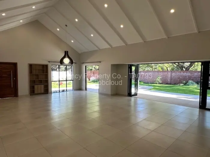 Townhouse/Cluster to Rent in Mount Pleasant, Harare