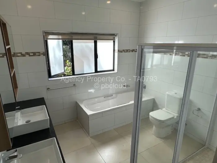 Townhouse/Cluster to Rent in Mount Pleasant, Harare