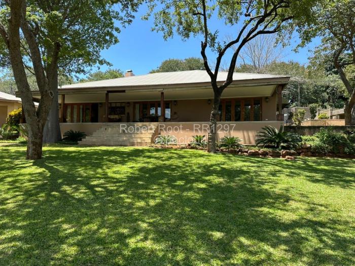 3 Bedroom House for Sale in Victoria Falls, Victoria Falls