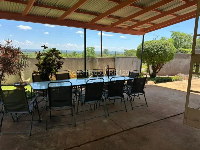 3 Bedroom House for Sale in Victoria Falls, Victoria Falls