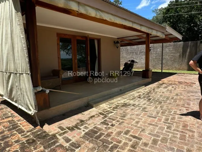3 Bedroom House for Sale in Victoria Falls, Victoria Falls