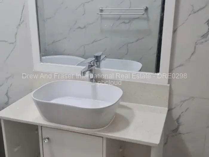 Townhouse/Cluster to Rent in Arlington, Harare