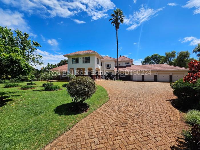 6 Bedroom House for Sale in Chisipite, Harare