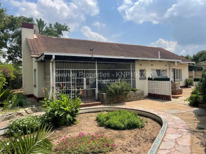 4 Bedroom House for Sale in Braeside, Harare