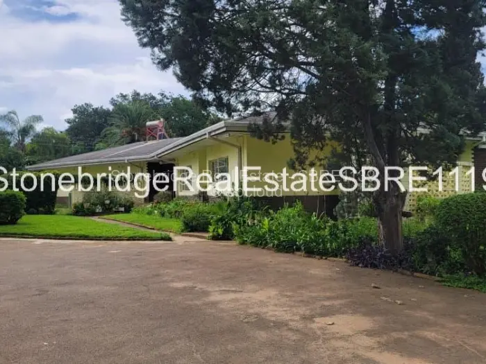 4 Bedroom House for Sale in Kumalo, Bulawayo